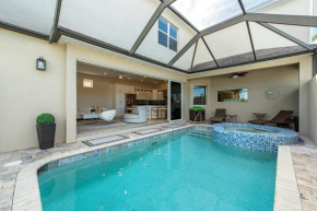 Vacation home with pool. 4 bedrooms. Sleeps 10